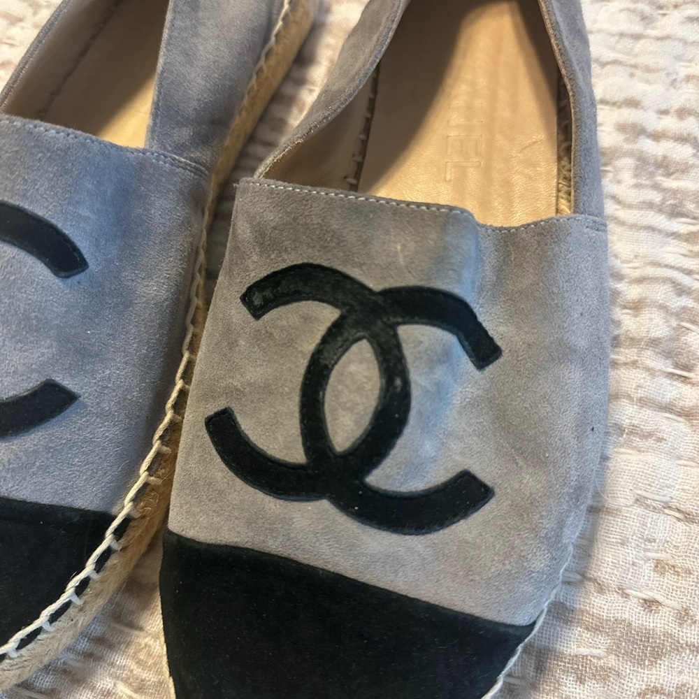 CHANEL Suede Loafers - Picture 2 of 8